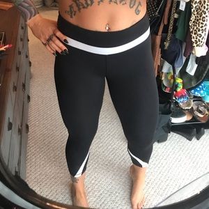 EUC Lululemon Black Leggings